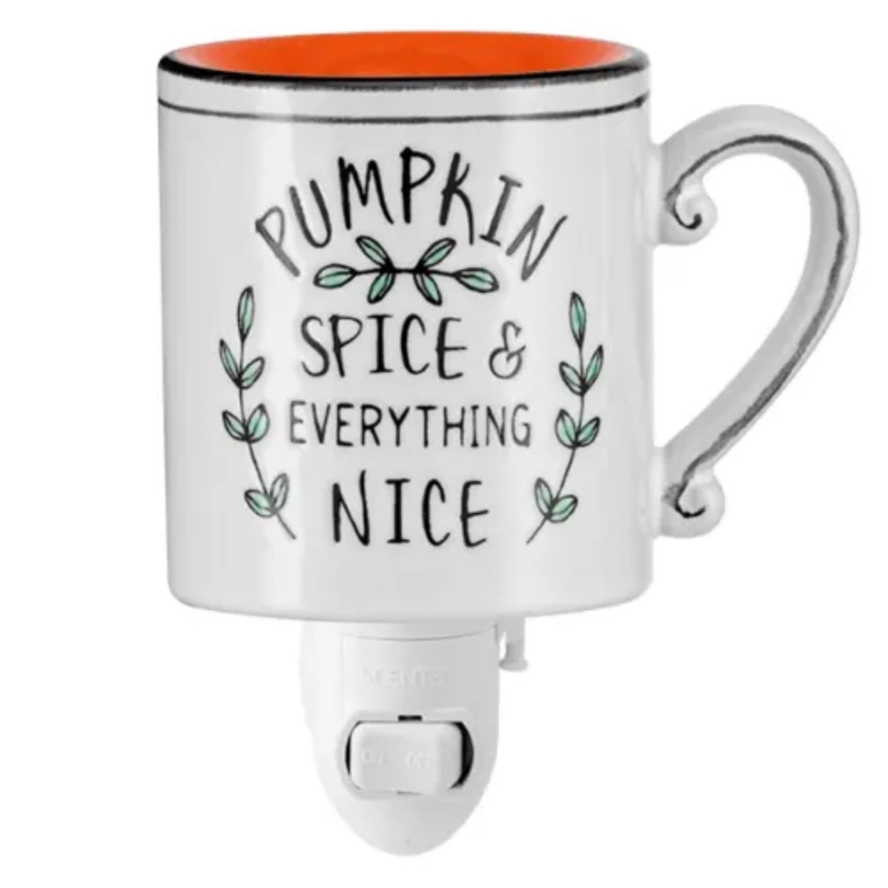 Scentsy pumpkin spice and everything nice warmer
